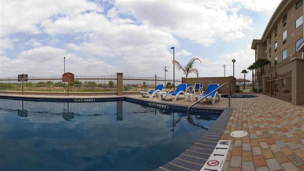 Holiday Inn Express & Suites - Laredo-Event Center Area By Ihg Eksteriør bilde