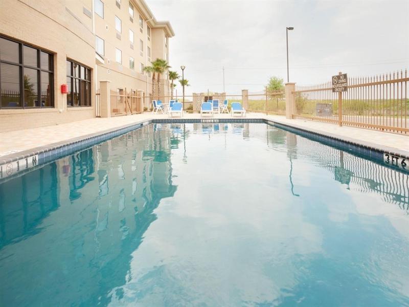 Holiday Inn Express & Suites - Laredo-Event Center Area By Ihg Eksteriør bilde