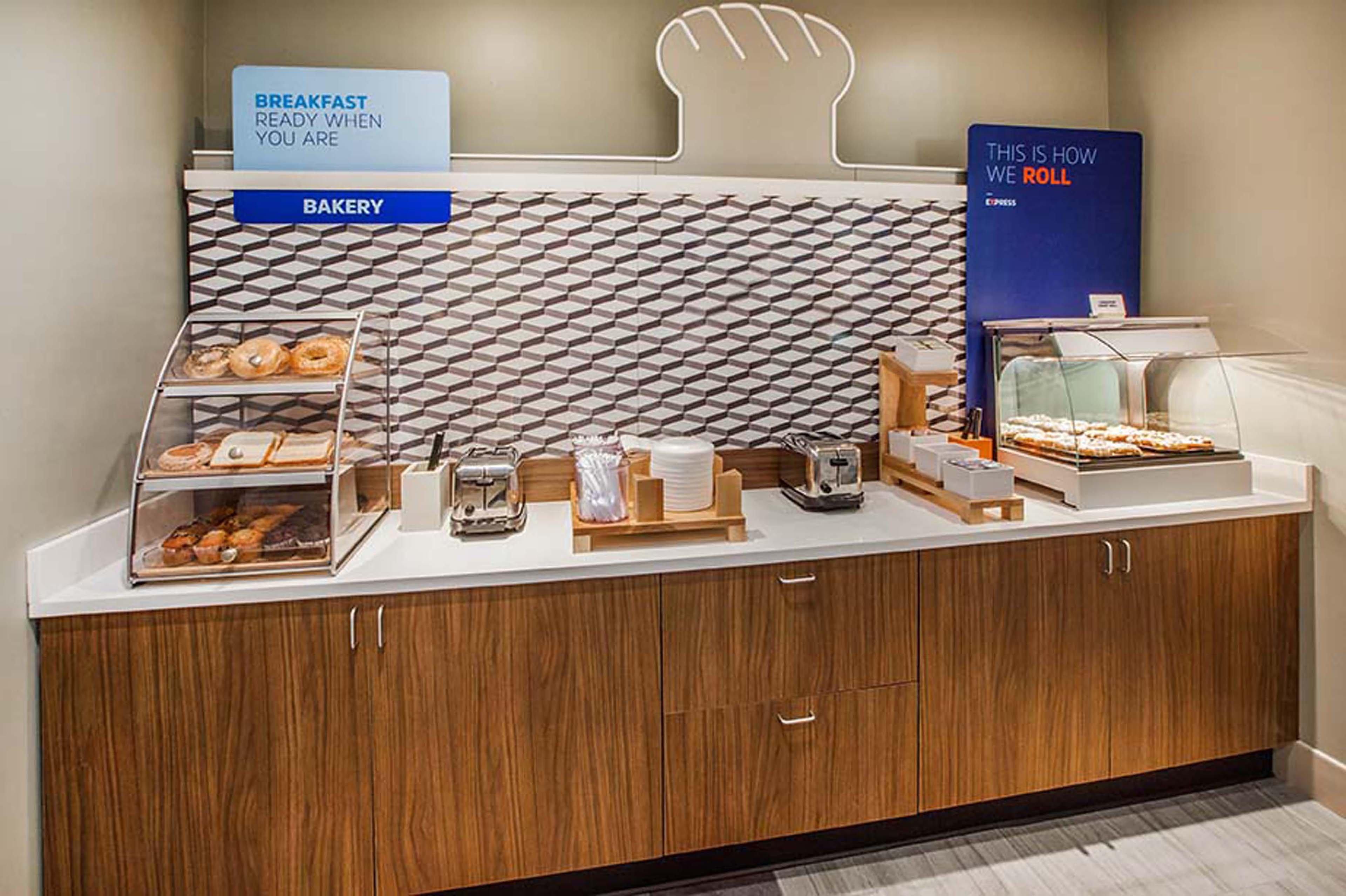Holiday Inn Express & Suites - Laredo-Event Center Area By Ihg Eksteriør bilde