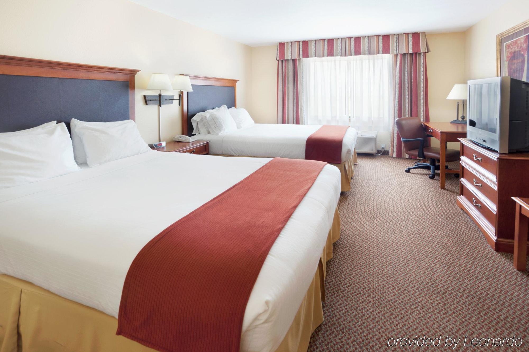 Holiday Inn Express & Suites - Laredo-Event Center Area By Ihg Rom bilde