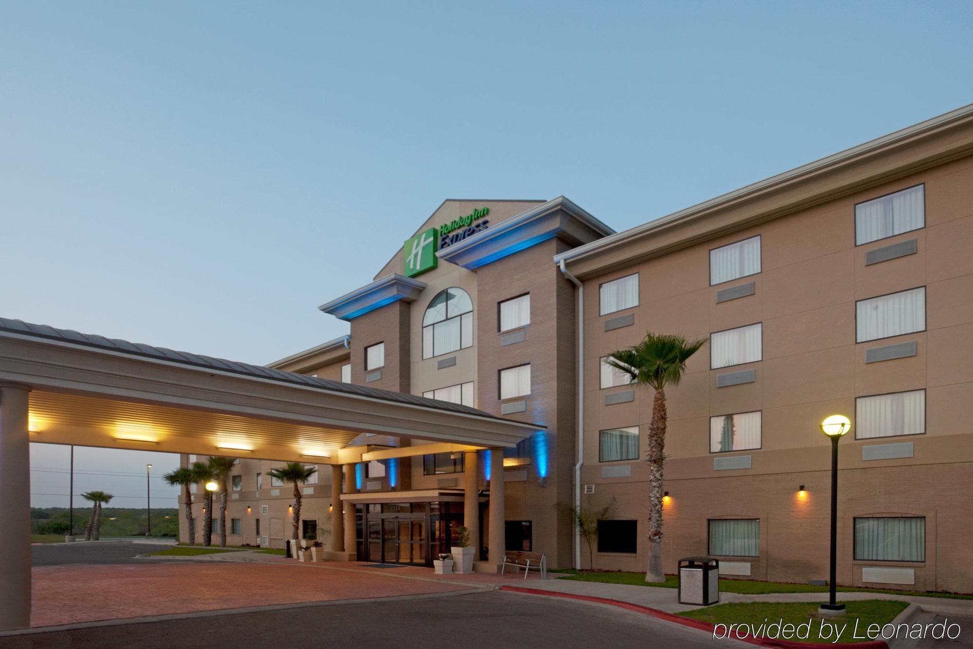 Holiday Inn Express & Suites - Laredo-Event Center Area By Ihg Eksteriør bilde