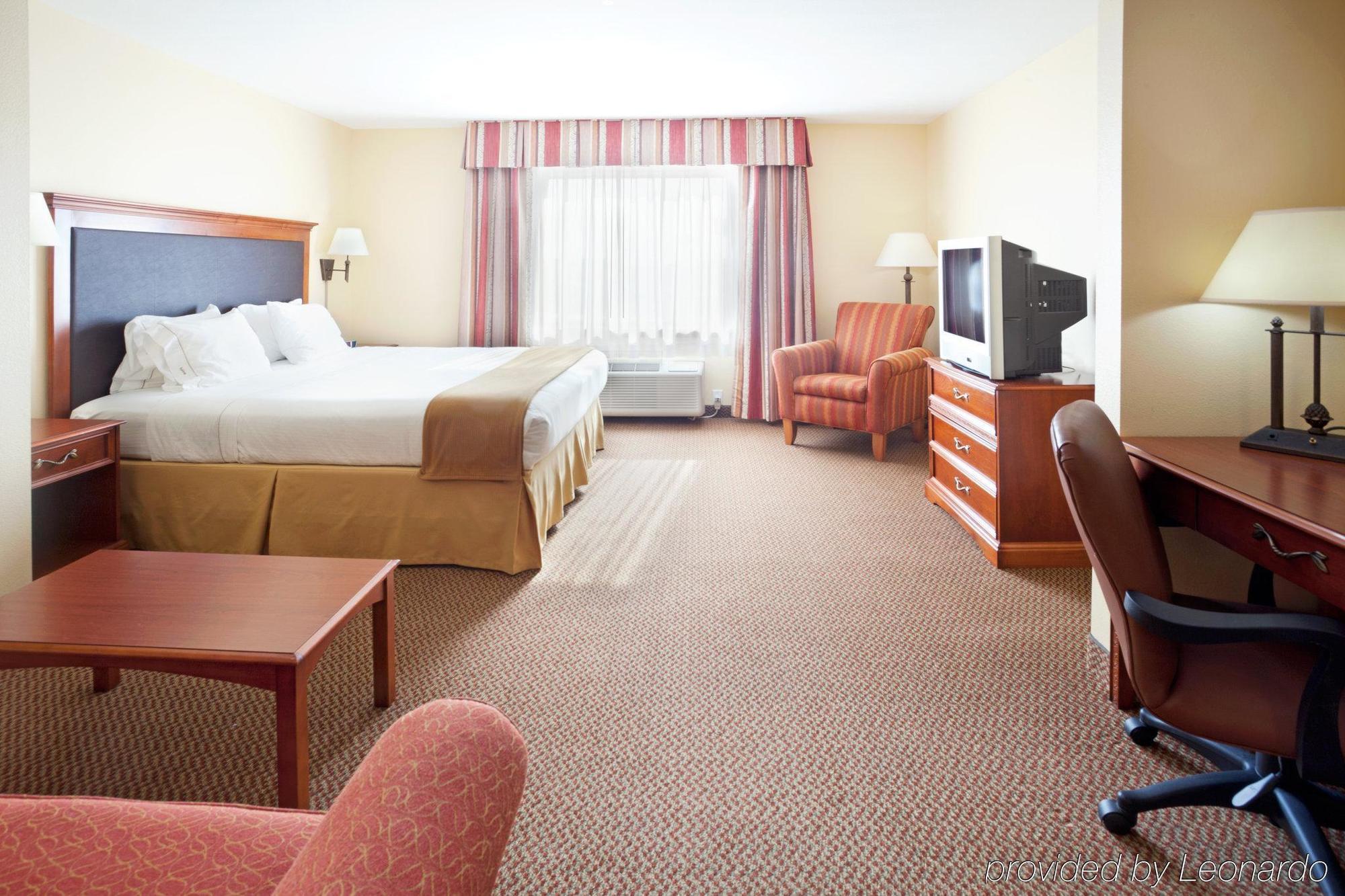 Holiday Inn Express & Suites - Laredo-Event Center Area By Ihg Rom bilde