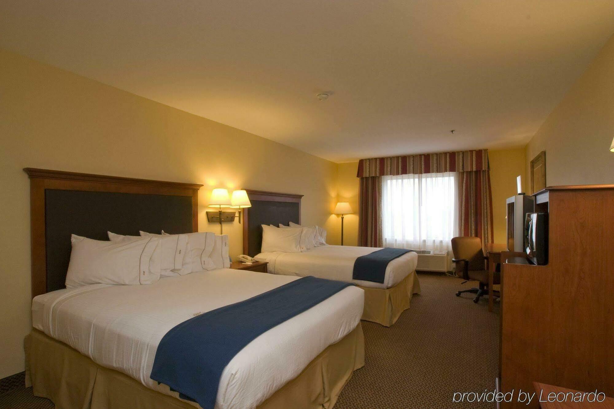 Holiday Inn Express & Suites - Laredo-Event Center Area By Ihg Rom bilde