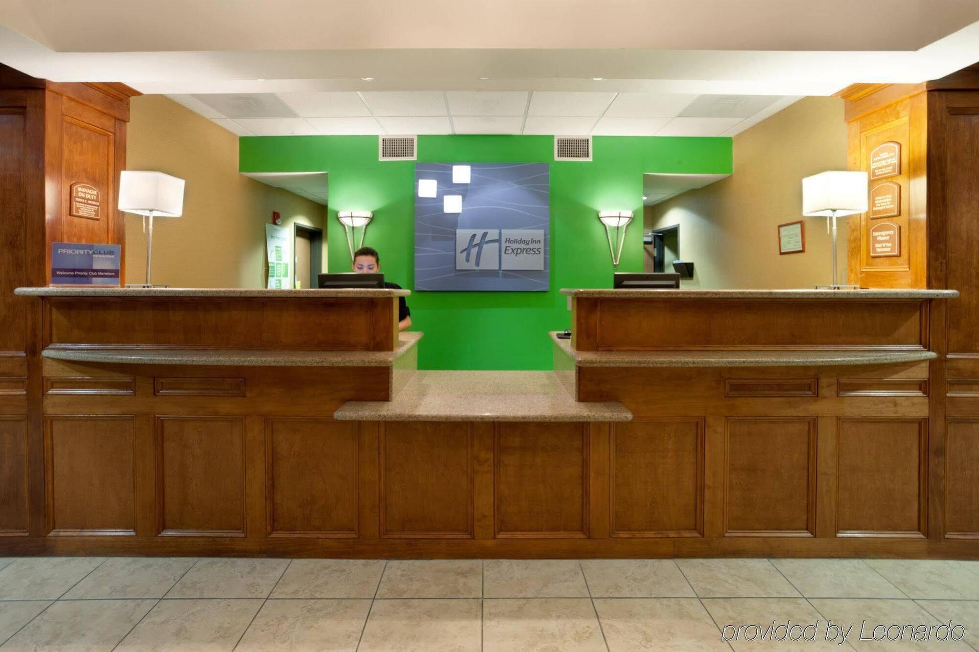 Holiday Inn Express & Suites - Laredo-Event Center Area By Ihg Eksteriør bilde