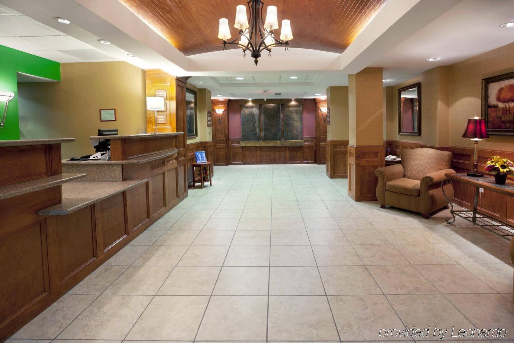 Holiday Inn Express & Suites - Laredo-Event Center Area By Ihg Eksteriør bilde